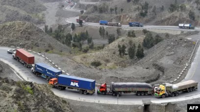 c8d25b85 6d0d 4aa1 ae36 402dedc068d5 cx0 cy2 cw0 w408 r1 s